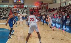 Kipaş İstiklalspor İlk Yarıda Coştu