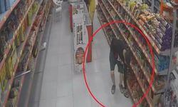 Markette 100 TL’lik Hırsızlık Kamerada