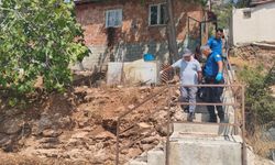 Merdivenden Düşen Yaşlı Adam Hayatını Kaybetti