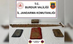 Tarihi eser kaçakçılığı operasyonunda 3 kitap ve eser ele geçirildi