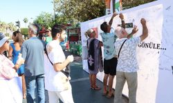 Filistin’e Destek İçin İmzalar Gönülden Geldi