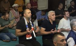 Camide Filistin halkı için toplu dualar gerçekleştirildi