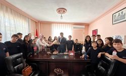 Camiler Haftasında Öğrencilerden Anlamlı Ziyaret