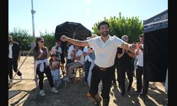 Engin Akyürek 44. Yaşına Sette "Merhaba" Dedi!