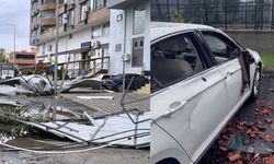 Fırtına Şiddetini Gösterdi: Çatılar Uçtu, Konteynerler Devrildi
