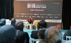 Güray Sürgü, Kahramanmaraş Kitap Fuarı’nda Okurlarıyla Buluştu