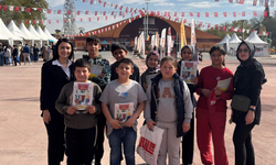Kahramanmaraş'ta Gelişen Özgür Çocuklar Kitap Fuarı’nı Ziyaret Etti