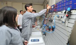Mesleki eğitimde dev hamle... Otomotiv, turizm ve girişimcilik odaklı dönüşüm!