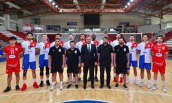 Onikişubat Belediyespor Voleybol Takımı Kendi Sahasında İlk Maçına Çıkıyor