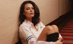 Pelin Akil Paris’ten sonra İtalya’da! Yeni tarzı dikkat çekti