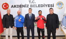 Akdeniz Belediyesporlu kick boksçu dünya şampiyonasında