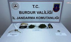 Yasaklı Madde Operasyonunda 4 Şahıs Yakalandı