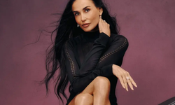 Hollywood'un Cesur Rüzgarı: Demi Moore 'Çıplak Elbise' Trendiyle Fırtına Estirdi