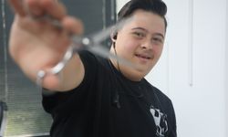 Down sendromlu Şükrü’nün berberlik tutkusu yürekleri ısıttı