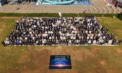 Güneş enerjisi şirketi ödül töreni düzenledi