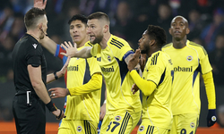 Fenerbahçe Hakem Lindhout İçin UEFA'ya Şikayete Gidiyor!