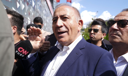 CHP İstanbul İl Başkanlığına Yönelik İğrenç Saldırı Gerçekleştirildi