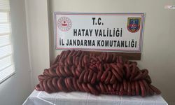 Jandarma uygulamasında belgesiz 120 kilo et sucuğu ele geçirildi