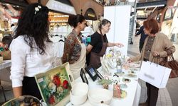 Kadın emeği AVM'de taçlandı öğretmenler Günü'ne özel sergi