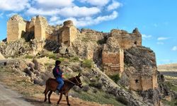 Kahramanmaraş'ın Görkemli Hazinesi: Hurman Kalesi