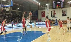 Kipaş İstiklal, Taraftar Önünde Fırtına Gibi Esti: 97-81