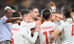 Mustafa Denizli Türkiye'nin Üç Ülke Dışında Herkesi Yenebileceğini Açıkladı