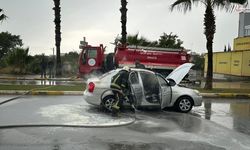 Seyir Halindeki Otomobil Alev Aldı: 1 Yaralı