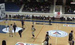 İstiklal Basket Deplamsanda Fark Attı; 85-68
