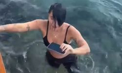Yasemin Yürük Sahilde Telefonunu Denize Düşürdü