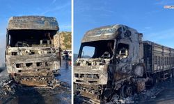 Otoyolda seyir halindeki tır alevler içinde kaldı