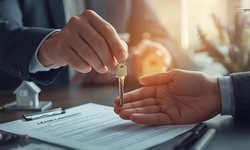 Milyonları İlgilendiren Karar Geldi Ev Sahipleri Kiracılara Para Ödeyecek !