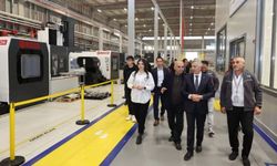 Vali Ünlüer TUSAŞ Türkoğlu Tesisini Ziyaret Etti