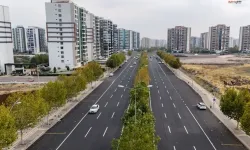 Diyarbakır’da 170 bin ton sıcak asfaltla ana ulaşım aksları yenilendi
