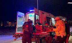 Alkollü motosiklet sürücüsü direksiyon hakimiyetini kaybederek yaralandı