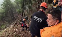 Antalya’da Uçuruma Yuvarlanan Sürücü AFAD ve İtfaiye Tarafından Kurtarıldı