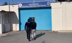 Arsuz’da hakkında hapis cezası bulunan zehir taciri zanlısı yakalandı