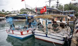 Balıkçılara Ekipman Desteği Sağlamaya Devam Ediyor