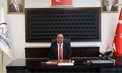 Başkan Akpınar’dan Gençlere Manifesto: “Ben Varım” Diyebilenlerin Yolu