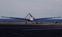 Bayraktar TB3'ten tarihi başarı! TCG Anadolu'da KUSV kontrol testi başarıyla tamamlandı