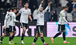 Beşiktaş'ın ilk yarı sonrası olay paylaşımı