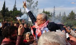 CHP’den Ayrılan Ufuk Çakır Mersin’de Davullu Zurnalı Karşılandı