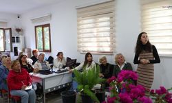 Yaş almış bireylere evde çiçek yetiştiriciliği eğitimi verildi