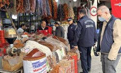 Kapalı Çarşı’da raf ömrü dolmuş ürünlere denetim: İşletmelere uyarı