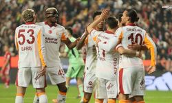 Galatasaray, Antalyaspor deplasmanında ilk 15 dakikada işi bitirdi: 2-0