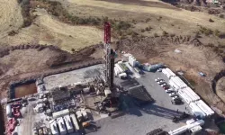 Gençler Sondaj Sahasında Buluştu