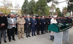 Vali Ünlüer, şehit Kepekci'nin annesinin cenaze törenine katıldı