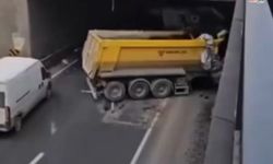 Kontrolden çıkan hafriyat kamyonu alt geçide çarptı