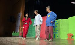 “Küçük Cesaretler Kulübü” Kahramanmaraşlı miniklerle sahnede buluştu