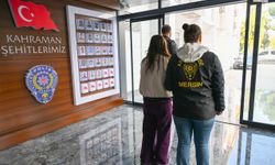 Mersin’de Hırsızlar Kameradan Kaçamadı