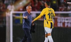 Mourinho Fenerbahçe'nin yakasını bırakmıyor